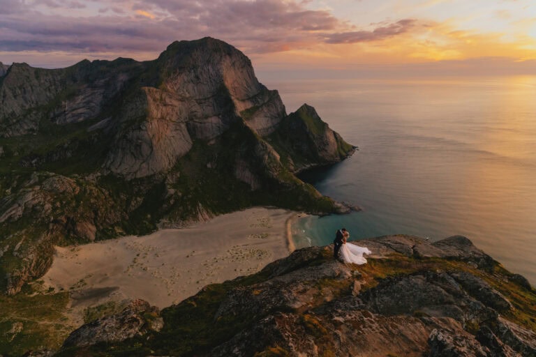 ChristinEidePhotography MidnightBeach 768x512